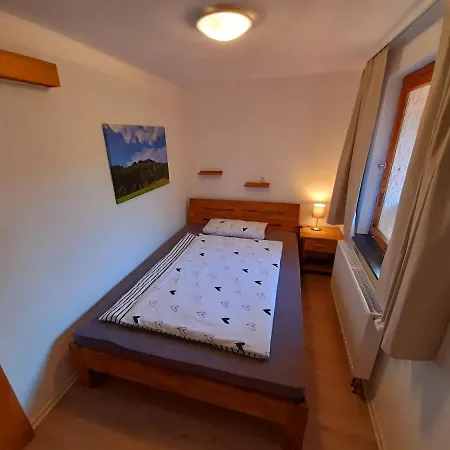 Wald-ferienhaus Nicole - Mitten Im Grunen * Eppenbrunn