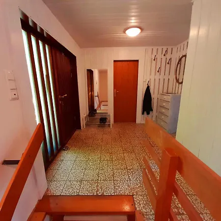 Wald-ferienhaus Nicole - Mitten Im Grunen Semesterbostad *