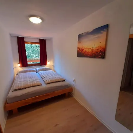 Wald-ferienhaus Nicole - Mitten Im Grunen * Eppenbrunn