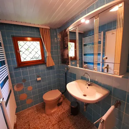 Wald-ferienhaus Nicole - Mitten Im Grunen